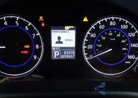 2011 Infiniti G37 Journey z USA, uszkodzony, nr VIN JN1CV6EK0BM213783